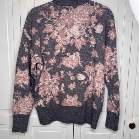 Listicle Gray Skies Floral Sweater, Small, Crew Neck Knit Ribbed Grandmacore - Picture 3 of 13